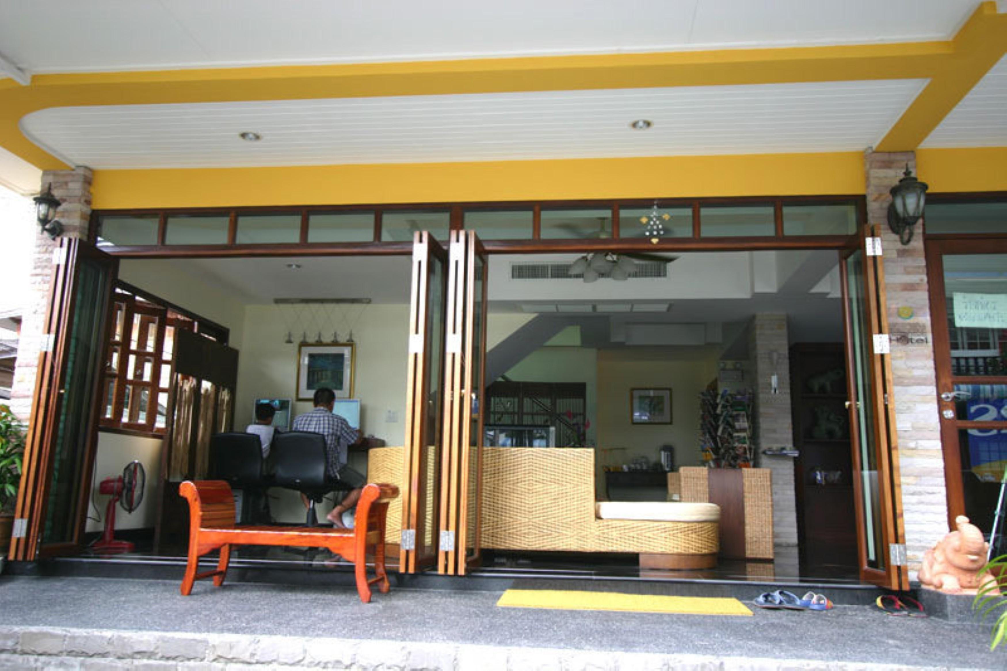 Chomsin Hua Hin ชมสินธุ์ หัวหิน Hotel Luaran gambar